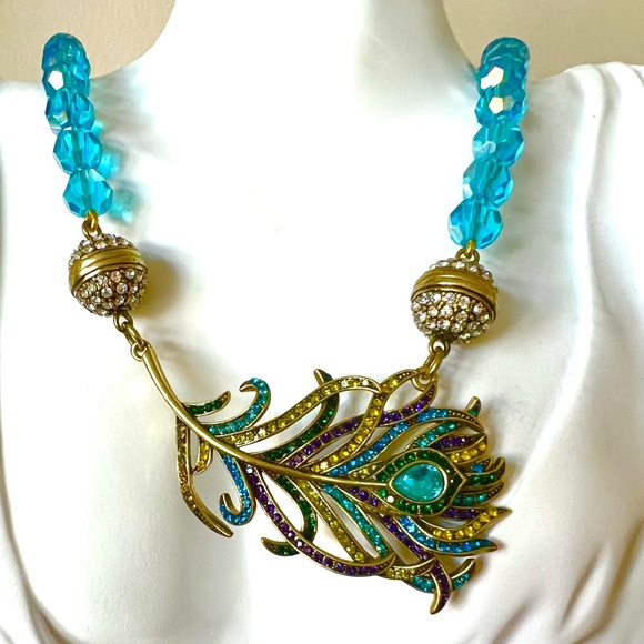 Heidi Daus 🆕 “Pretty As A Peacock” 🦚 feather magnetic pendant enhancer - Picture 11 of 13